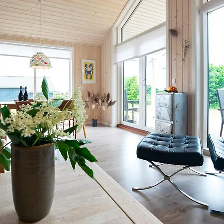 5 Person Holiday In Haarby Tatil Evi Brunshuse